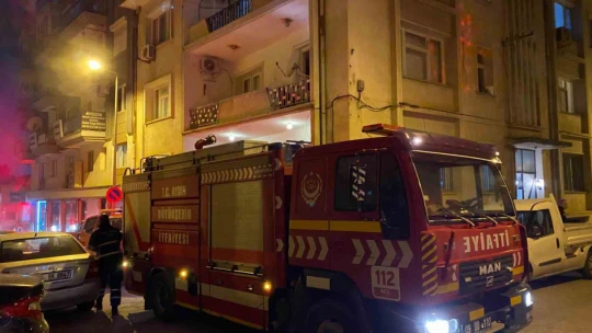 Sokağı saran yoğun duman panikletti