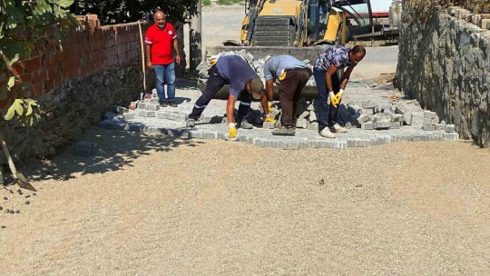 Söke Belediyesi yol çalışmalarına hızla devam ediyor