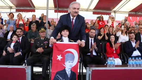 Söke'de 23 Nisan törenle kutlandı