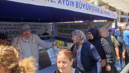 Söke'de 40 bin ata tohumu fidesi dağıtıldı