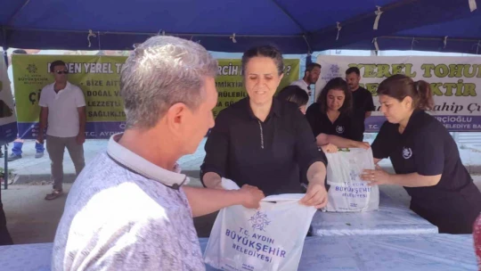 Söke'de 40 bin ata tohumu fidesi dağıtıldı