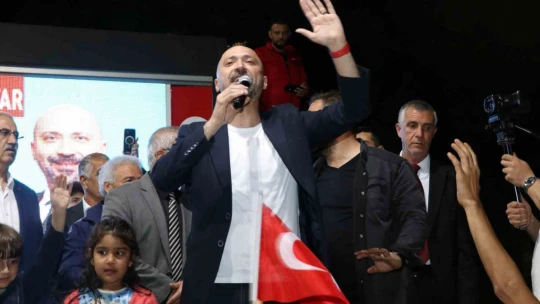 Söke'de Arıkan galibiyetini kutladı