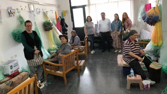 Söke'de balık ağı örme kursları yoğun talep görüyor