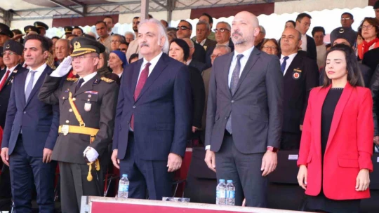 Söke'de coşkulu cumhuriyet kutlaması