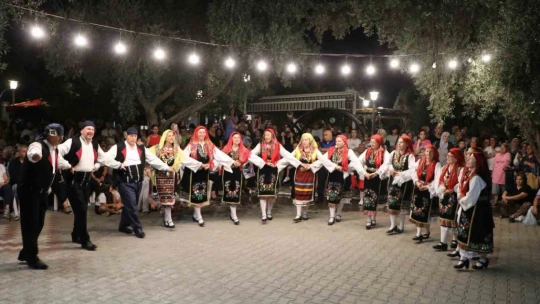Söke'de Halk Dansları Buluşması renkli görüntülere sahne oldu