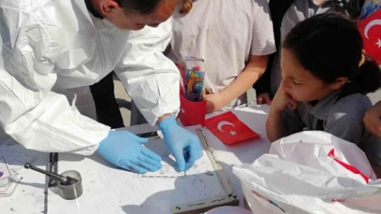Söke'de jandarma ekipleri öğrencilerle buluştu