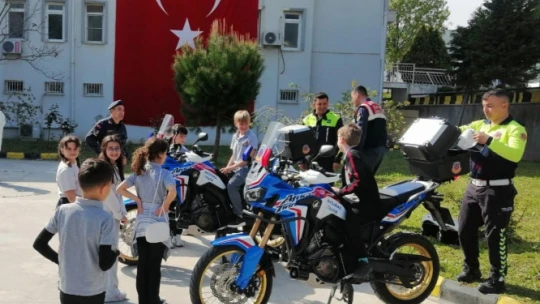 Söke'de jandarma ekipleri öğrencilerle buluştu
