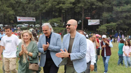 Söke'de Karadeniz Yayla Şenlikleri'nin 19'uncusu coşkulu geçti