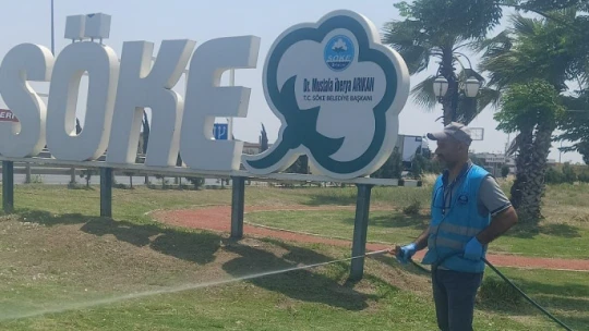 Söke'de park ve bahçelerde 'kene' mücadelesi