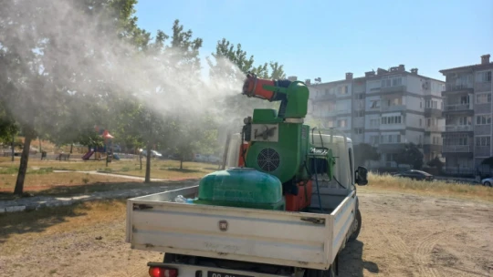 Söke'de park ve bahçelerde 'kene' mücadelesi