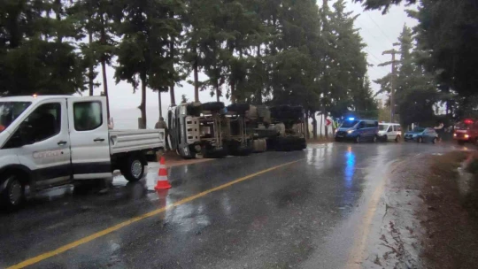 Söke'de yağışlı hava kazaya neden oldu