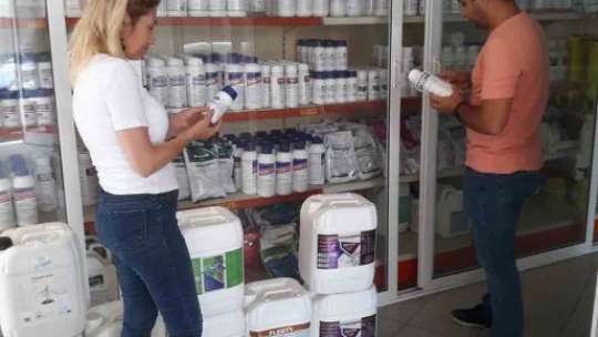 Söke'de zirai ilaç bayilerine denetim