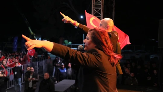 Söke Yeni Otogarı açılışında 'Duman' sahne aldı