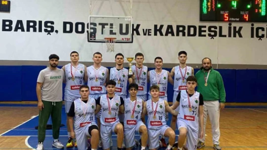 Sökeli basketciler namağlup şampiyon oldu