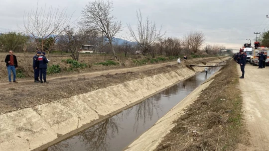 Sulama kanalı içerisinde ceset bulundu