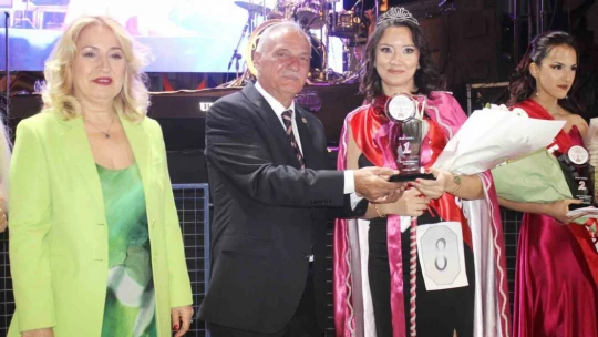 Sultanhisar'da 'Çilek Güzeli' belli oldu