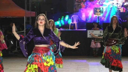 Sultanhisar'da festival, dans şovları ve konser ile başladı