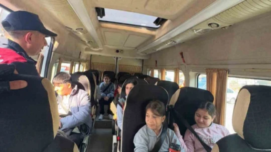 Sultanhisar'da okul servis araçları denetlendi