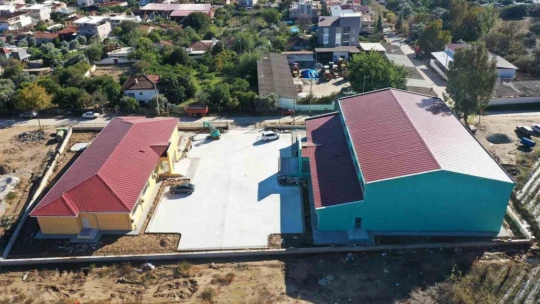 Sultanhisar'daki Gençlik Merkezi'nin yapımı devam ediyor