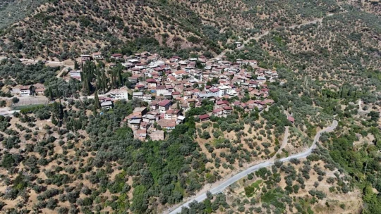 Sultanhisarlı muhtarlardan Başkan Çerçioğlu'na yol teşekkürü