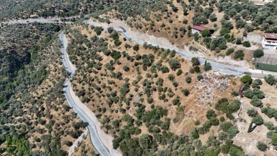 Sultanhisarlı muhtarlardan Başkan Çerçioğlu'na yol teşekkürü