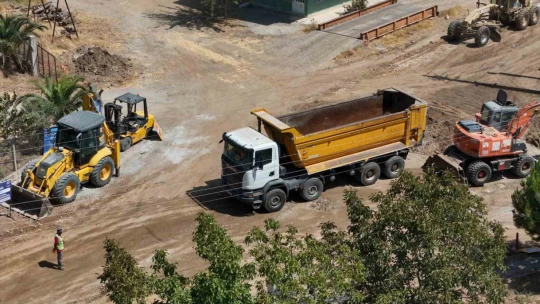 Sultanhisarlı muhtarlardan Başkan Çerçioğlu'na yol teşekkürü