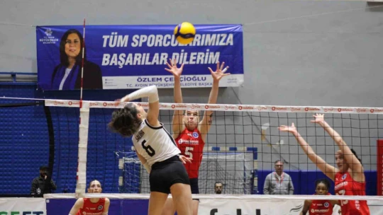 Sultanlar Ligi: Aydın Büyükşehir Belediyespor: 3 - Beşiktaş: 0