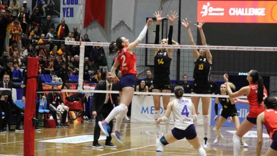 Sultanlar Ligi: Aydın Büyükşehir Belediyespor: 1 - Galatasaray: 3