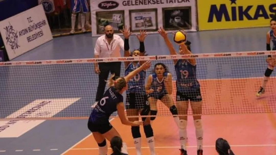 Sultanlar, PTT'yi set vermeden geçti