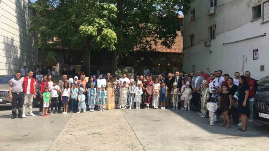 Sünnet çocukları TOGG ile şehir turu attı