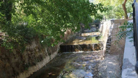 Tabakhane Deresi'ndeki kapsamlı temizlik çalışması tamamlandı
