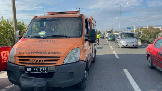 Takla atan otomobildeki iki kişi yaralandı