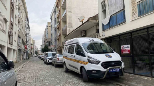 Taksici evinde silahla vurulmuş halde ölü bulundu