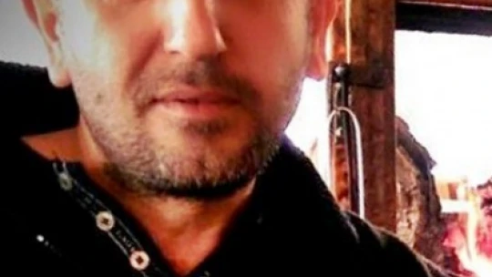 Taksici evinde silahla vurulmuş halde ölü bulundu