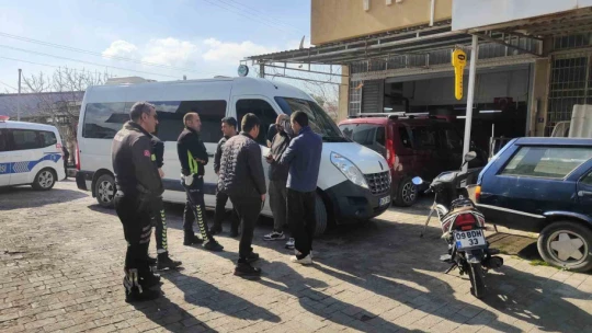 Tamir için bırakılan motosikletle ortalığı birbirine kattı