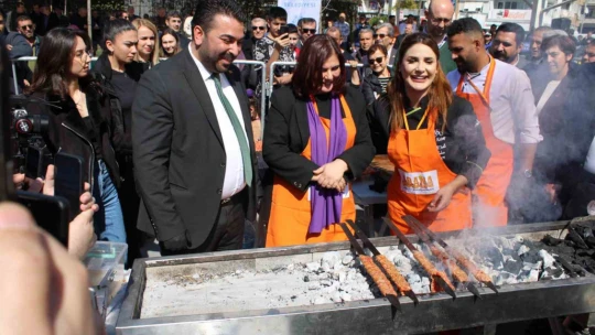 Tanıtım bahane, kebap ve şırdan şahane