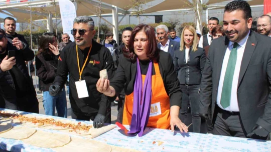 Tanıtım bahane, kebap ve şırdan şahane