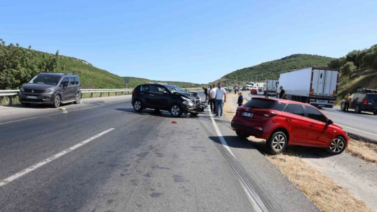 Tankerden dökülen balık yağı karayolunu savaş alanına çevirdi
