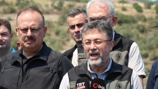 Tarım ve Orman Bakanı Yumaklı: '10 personelimiz ve 59 vatandaşımız dumanlardan etkilendi'