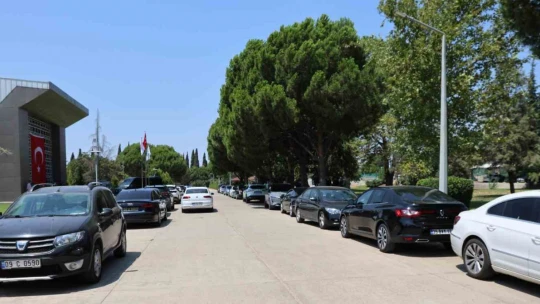 Tasarruf tedbirini sadece vatandaş uyguladı Resmi kurumlar devletin yakıtını acımadı
