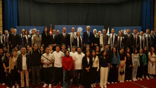 TBMM Başkanı Kurtulmuş: 'Diplomaların yanında hikmet ve irfanı da vermeliyiz'