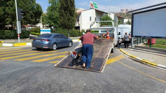 Ticari araca arkadan çarpan sürücü yaralandı