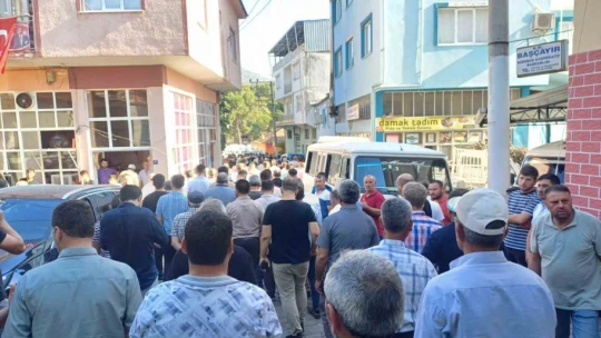 Traktör kazasında hayatını kaybeden çift, toprağa verildi