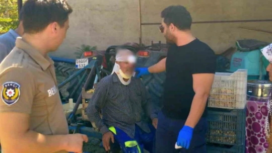 Traktör römorkundan düşen bir kişi yaralandı