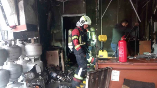 Tüpler bomba gibi patladı, ortalık savaş alanına döndü