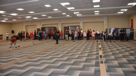 Türkiye'deki özel sporcular, Didim'deki bocce yarışmasına katıldı