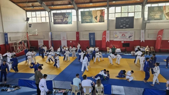 Türkiye şampiyonası Koçarlı'da başladı