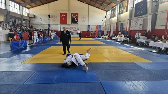 Türkiye şampiyonası Koçarlı'da başladı