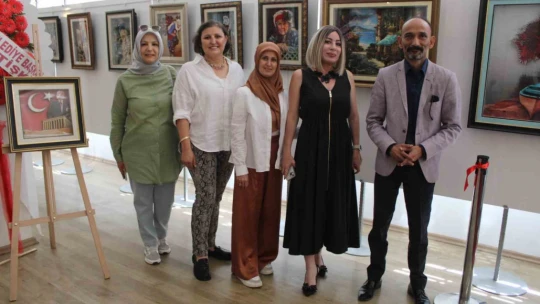Üç boyutlu sanatın ışıltısı Efeler'de sergilendi