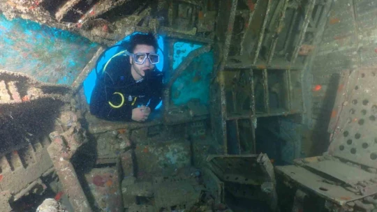 Uçak batığı ilgi odağı olmaya devam ediyor